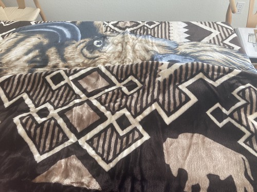 Soft Plush Queen Size Blanket - Bison / Buffalo - Super Soft Fleece - Picture 5 of 6