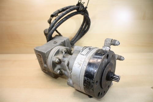 Simmonds 572021-2 Fuel Injection Pump - Lycoming 73230-85 - Bild 2 von 6
