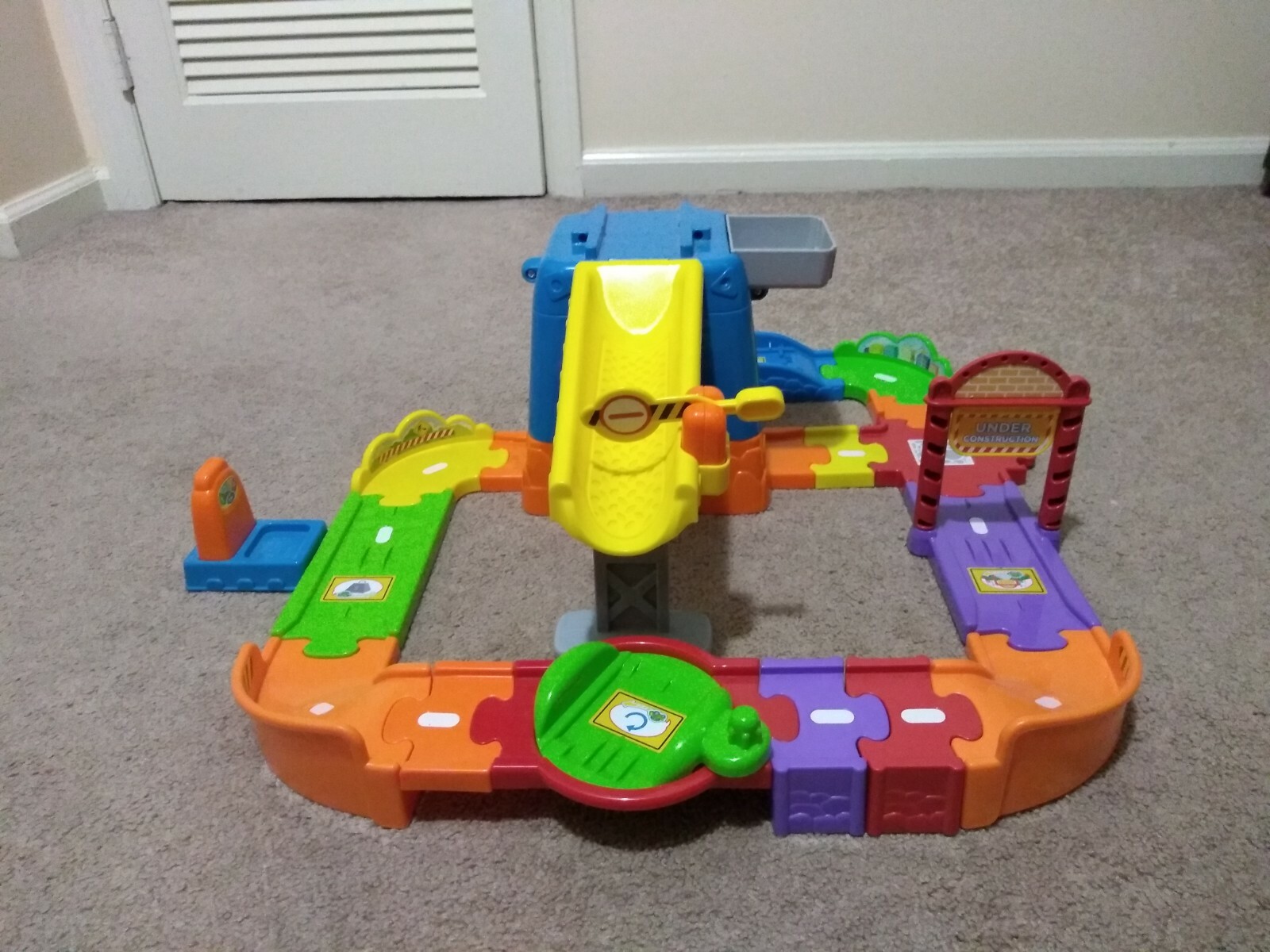 toot toot construction