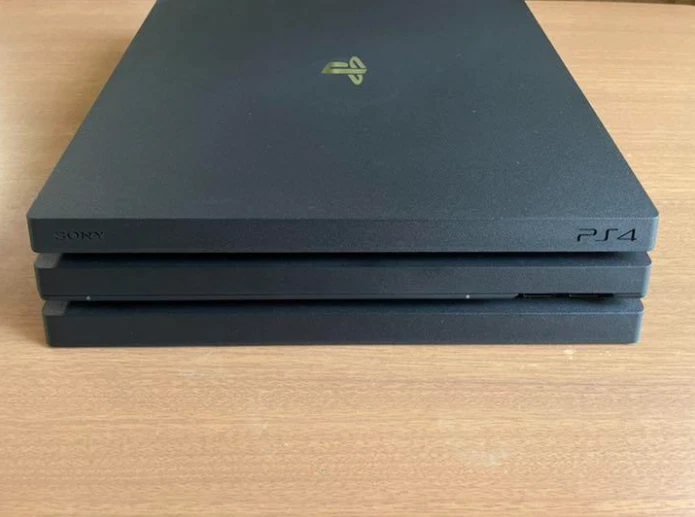 SONY PS4 PlayStation 4 Pro Jet Black 1TB CUH-7000B Console Japan Fedex  Shipping