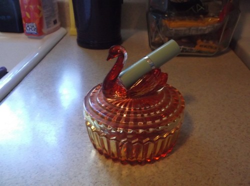 Vintage Jeanette Glass Swan Powder Jar and Lip Stick Holder -Amberina - Picture 3 of 12