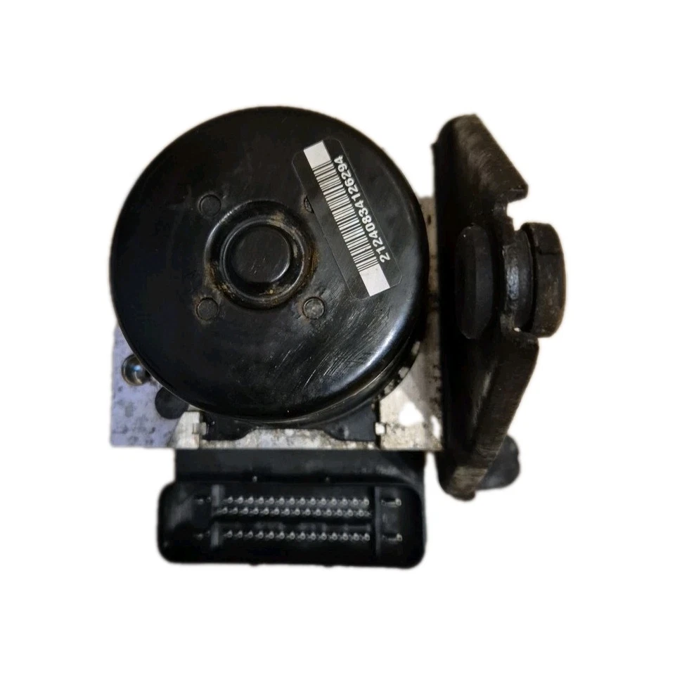 VW AUDI ABS PUMP & CONTROL MODULE 1K0907379AN / 1K0614517BJ - Image 3 of 4