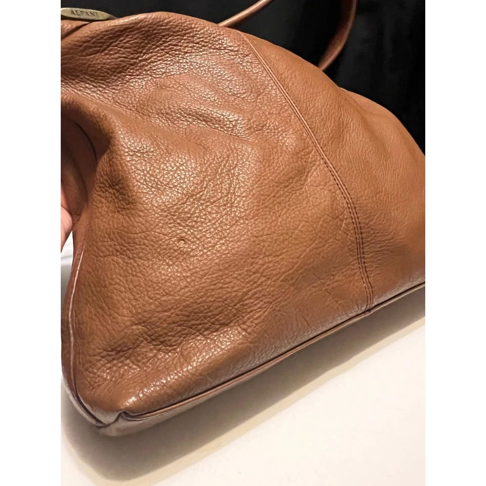 Alfani кожи наплечная сумка Hobo стиль сумочки кисточки деталь дизайнерская сумка - Изображение 4 из 4