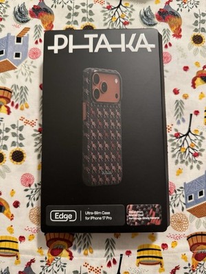 Pitaka iPhone 17 Pro Edge Case Happiness Rides In Ebony (PitaTap )