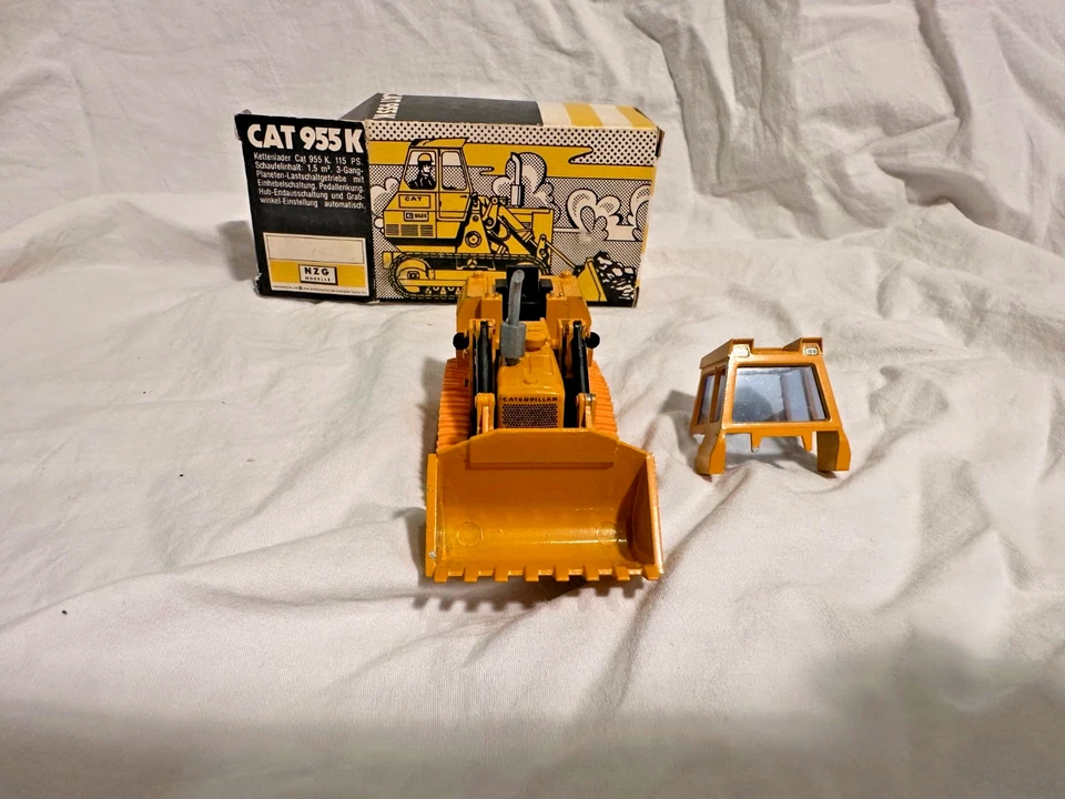 Cargador de orugas Caterpillar Cat 955K - Modelo diecast escala 1:50 NZG - Nuevo en caja Foto 3 de 4