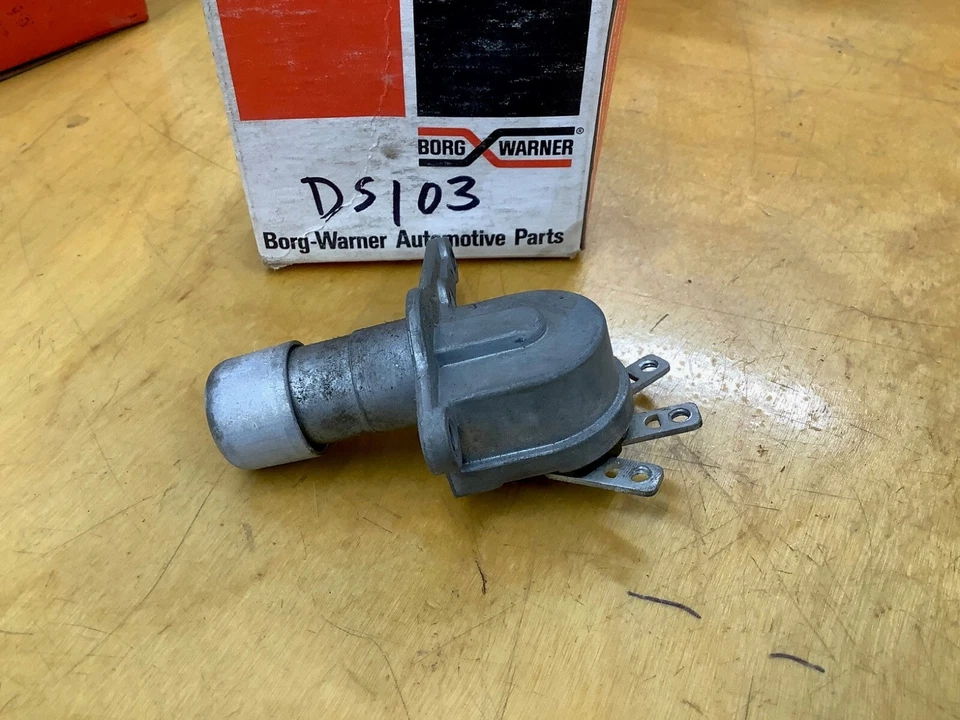 INTERNATIONAL VINTAGE BORG WARNER # DS103 INTERRUPTOR DE ATENUACIÓN EN ESTADO NORS Foto 2 de 2