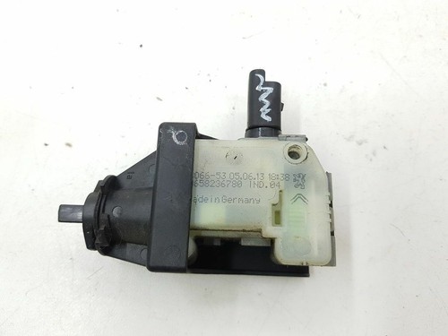 Citroen DS5 2013 Stellmotor Tankdeckel Tankklappe 9658236780 120kW AMD72651