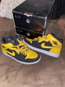 jordan 1 retro black yellow