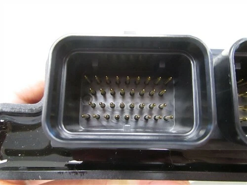 SUZUKI 36770-98J13 BCM CONTROLLER ASSEMBLY MARINE BOAT - Image 4 of 4