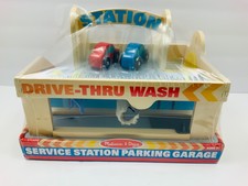 melissa and doug deluxe parking garage