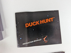 Duck Hunt - (NES, 1985) *CIB w/ Hang Tab* Black Box* 5 Screw Circle Seal Vintage