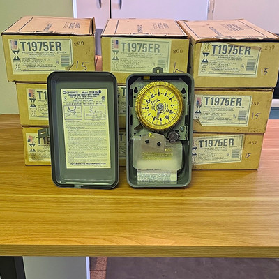 1pc Intermatic T1975ER Program Time Switch w/ Skipper Rainproof Enclosure 20A