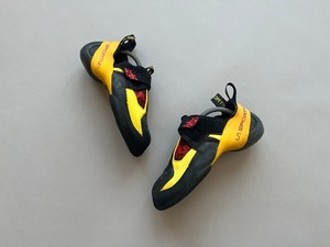 La Sportiva Skwama Yellow Unisex Climbing Bouldering Shoes EU 42 US M 9 / W 10