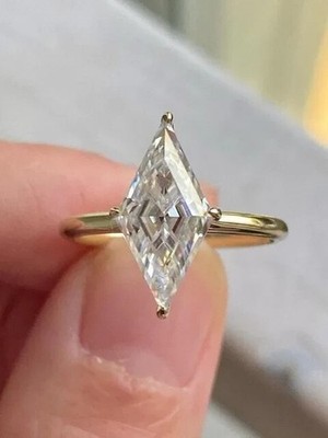 2Ct Marquise Cut Simulated Diamond Engagement Ring 14K Yellow Gold Plated