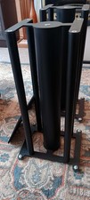 Custom Design FS104 Speaker stands black excellent condition (with spikes)