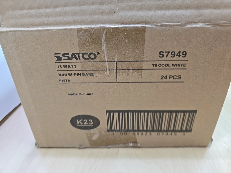 24 SATCO S7949 F15T8 F15 T8 FLUORESCENT LIGHT BULB 18" COOL WHITE Case 131259 - Image 4 of 4