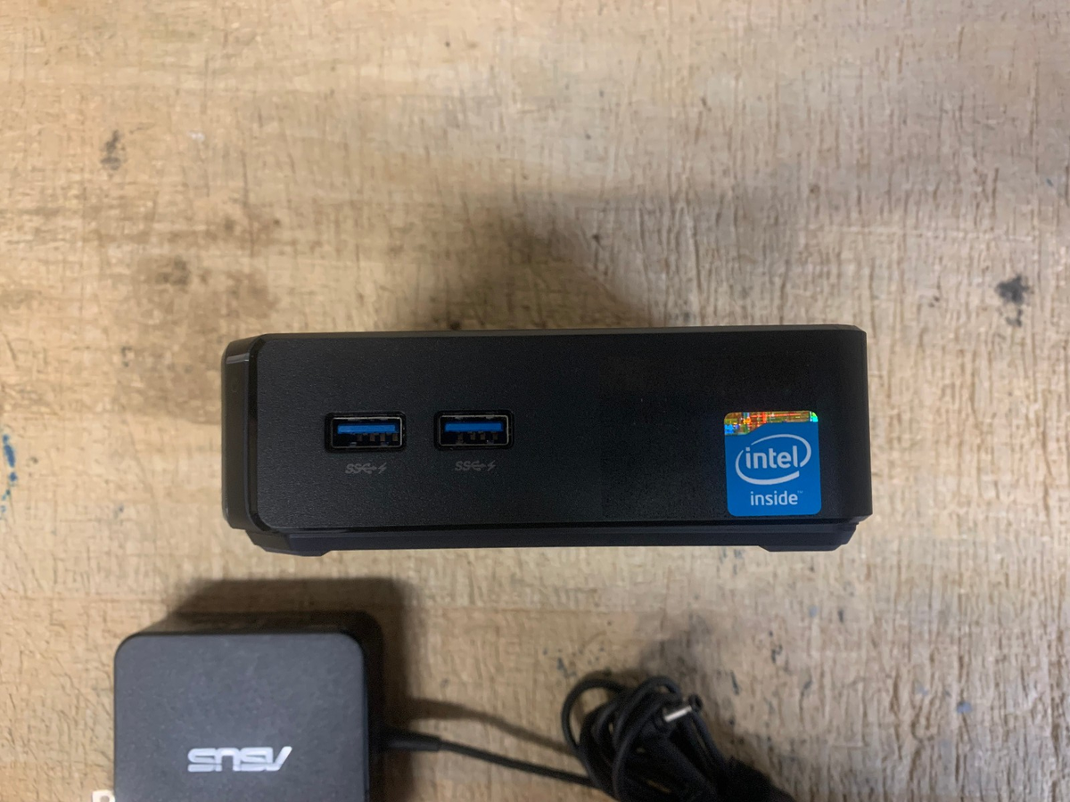 ASUS Chromebox CN60 (16gb SSD, Intel Celeron, 1.40ghz, 2gb RAM