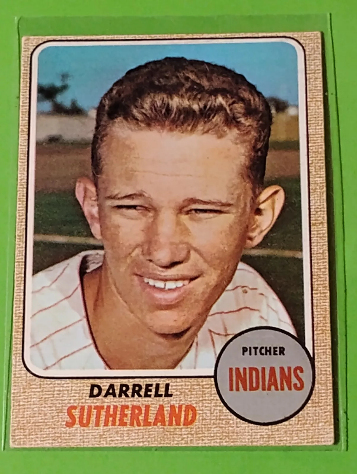 Darrell Sutherland trading card