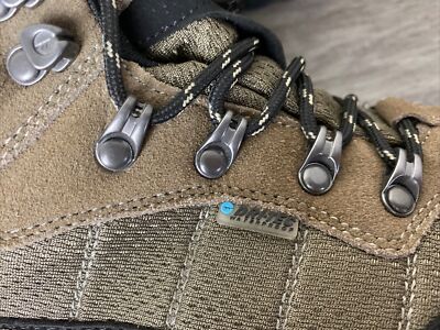 Bota de senderiso HI-TEC Skaania de edia caña para ujer