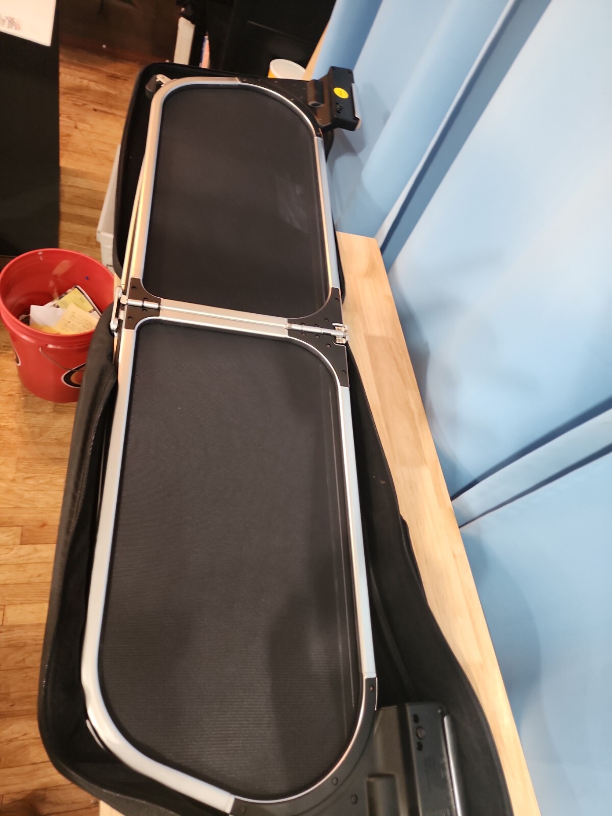 Bentley Continental GTC Convertible Wind Screen Deflector 3W7862965B 06-07 case