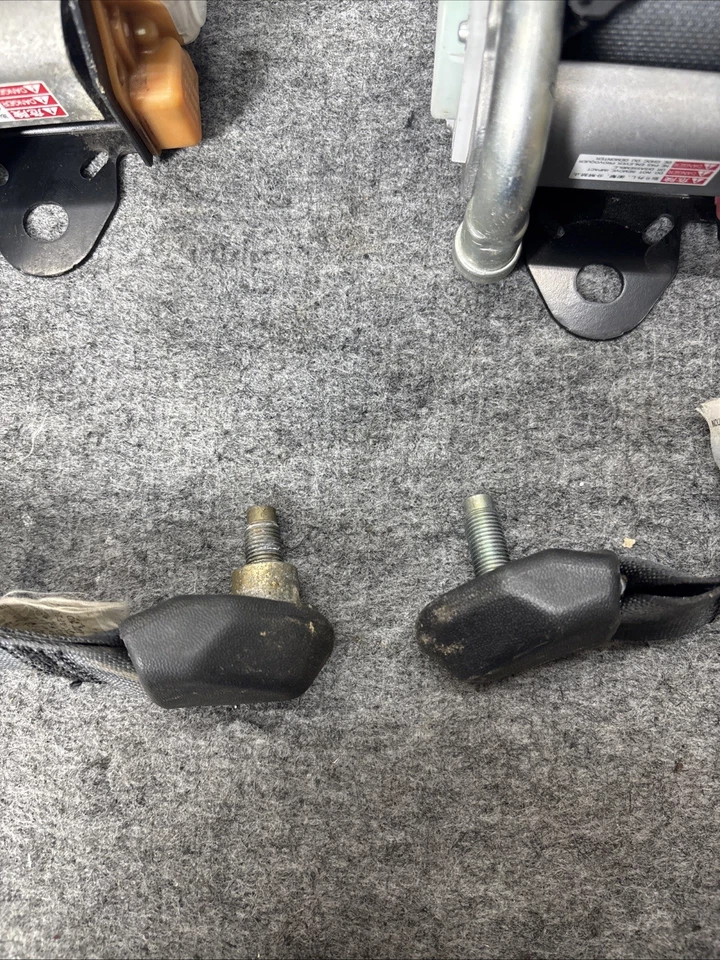 🔶06-07 CINTURÓN SEGURIDAD RETRACTORES DELANTERO IZQUIERDO Y DERECHO NISSAN 350Z CONVERTIBLE Foto 2 de 4