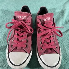 Converse All Star Pink Magenta Chuck Taylor Low Top Shoe pink laces Womens 7 M5