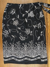 VTG Herman Geist Floral Midi Skirt Size 24W Boho Black With White Floral Design
