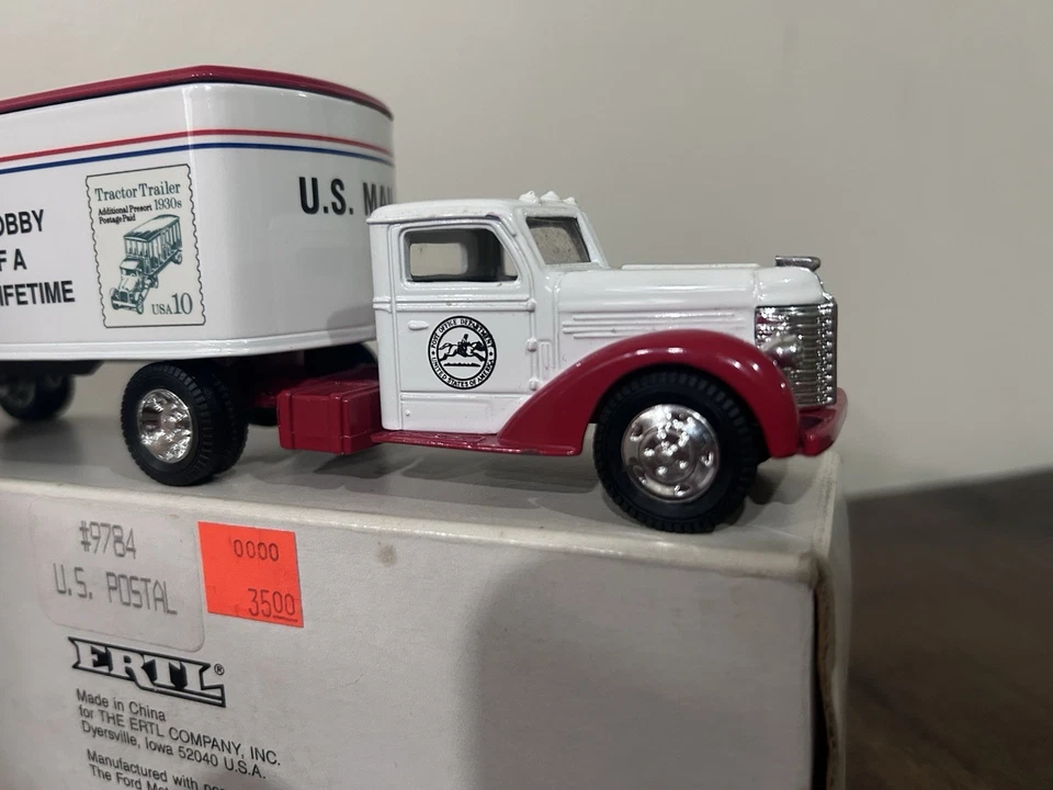 Ertl 1990 年美国邮政压铸卡车。 盒子 8.25 英寸长。 #9784。 1948 年钻石 T 汽车 — 第 3/4 张图片