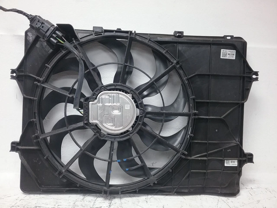 Motor ventilador radiador KIA Sportage 2023 construido en Corea para 22-24 2,5 L 110 k Foto 3 de 4