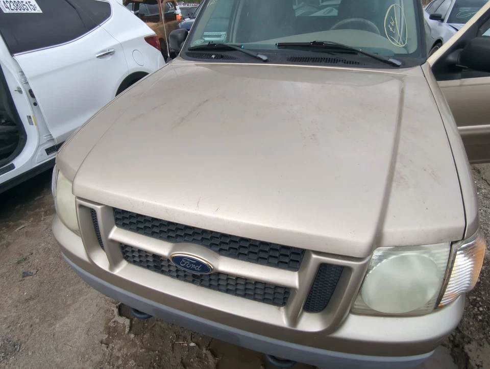Ford Explorer Sport Trac 2001-2005 capó OEM KO7ML Foto 2 de 4