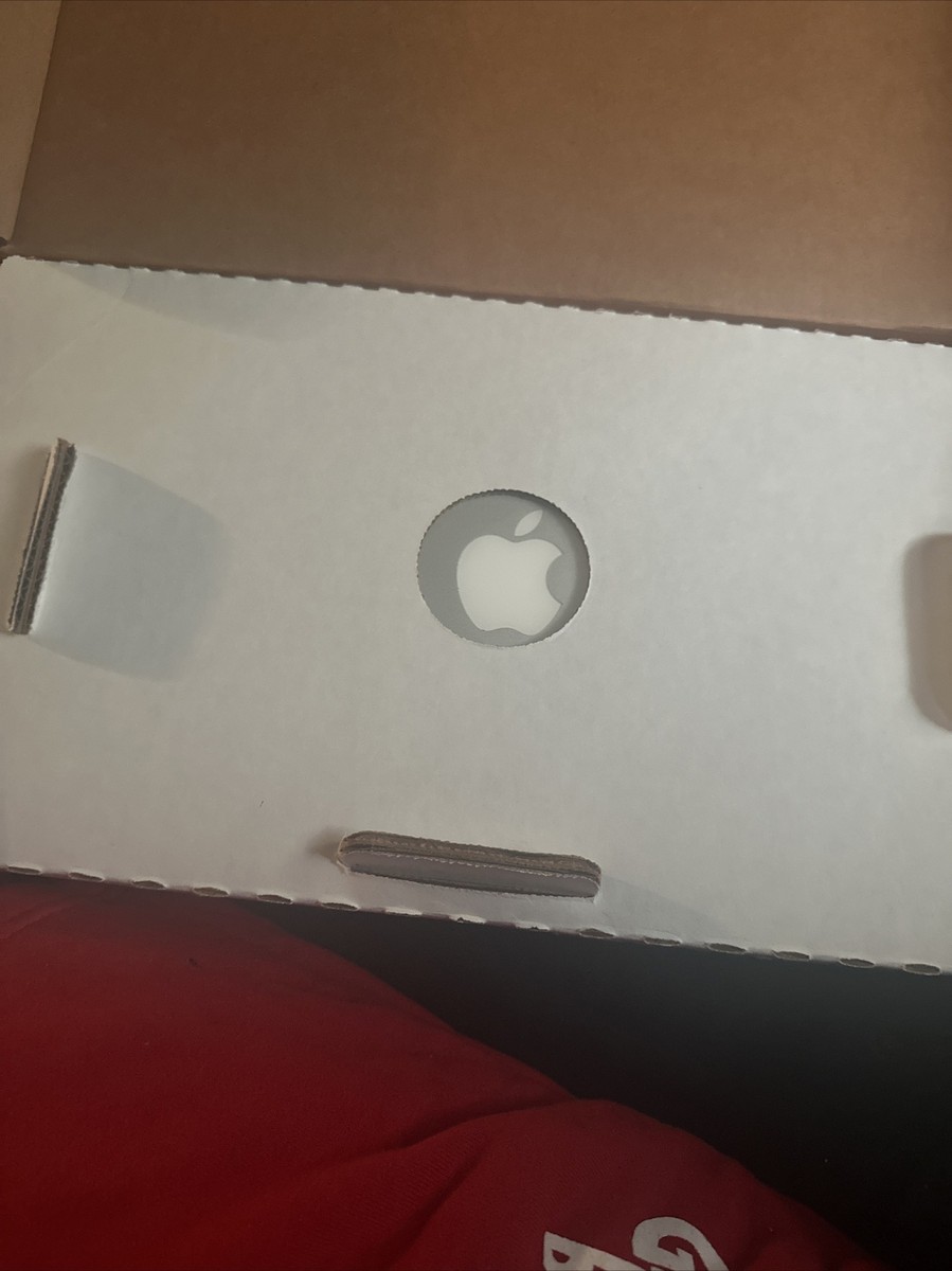 Apple MacBook Air 11.6 inch Laptop - MD223LL/A for sale