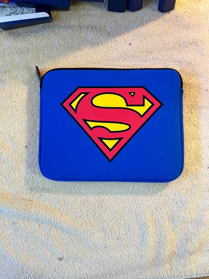 Superman Logo Blue Neoprene iPad Android Tablet Zippered Case Fits up to 10" NEW - Image 3 of 4