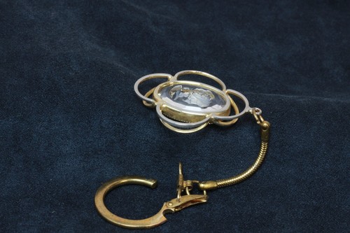 Cameo Keychain Lady Cameo Key Chain - Picture 7 of 7