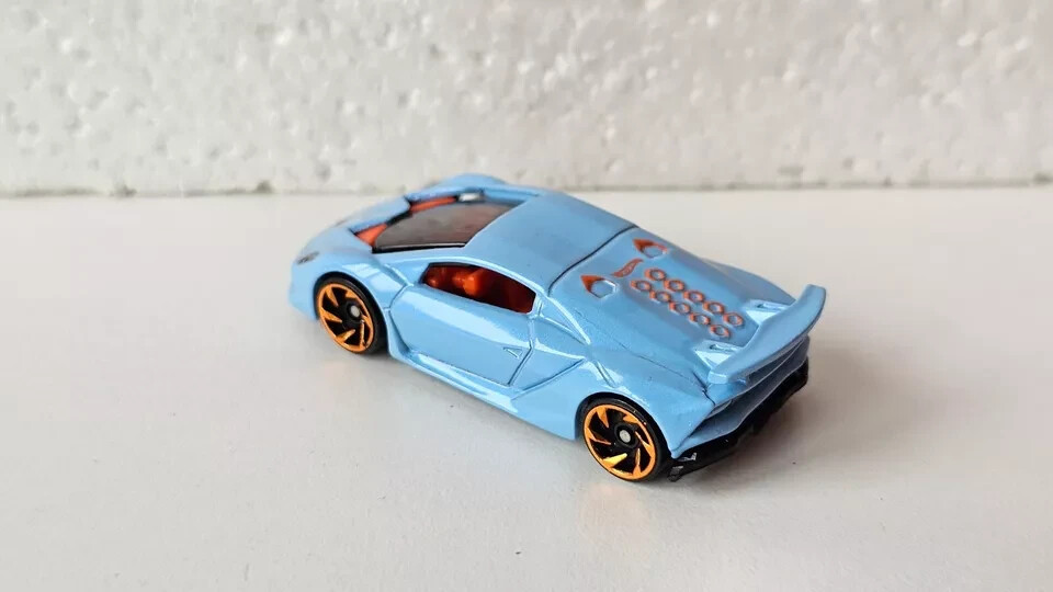 HOT WHEELS LAMBORGHINI SESTO ELEMENTO LIGHT BLUE ORANGE | eBay