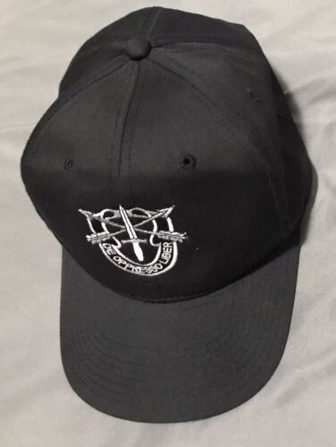 De Oppresso Liber Special Forces Herren schwarz Baumwollmischung Druckknopflasche Militär Mütze