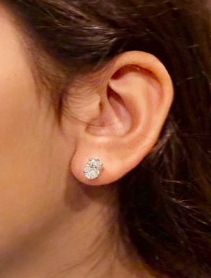 OVALE FORM MOISSANITE OHRSTECKER HALO KRAPPEN SET 14K MASSIV WEISSGOLD 3,00CTW