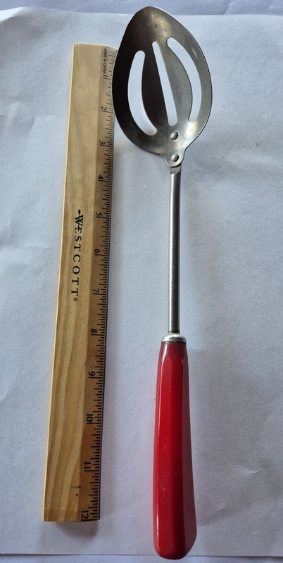 CORONA SLOTTED SPOON