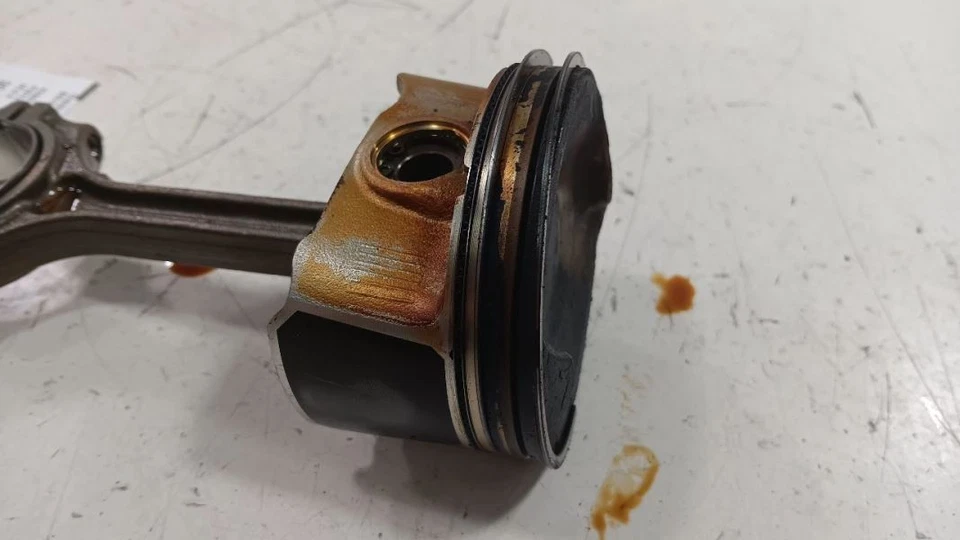 Nissan Rogue один поршень 2014 2015 2016 2017 - Изображение 2 из 4