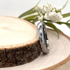 4mm Silver Tungsten Carbide Ring Diamond-Cut Faceted Design Band For Christmas