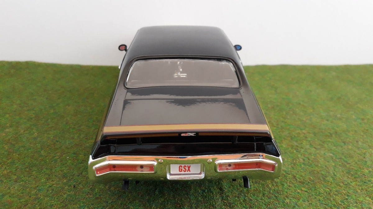 1/18 ERTL　アメリカンマッスル　1971 BUICK GSX 1/18 ERTL 1971 Buick GSX MIB Collectors Edition American