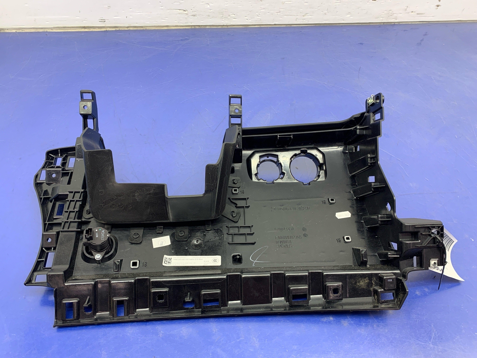 2017-2020 MASERATI LEVANTE M161 OEM LEFT DRIVER SIDE LOWER KNEE COVER TRIM PANEL