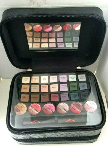 YBF Your Best Friend EMPOWER YOUR beYOUty Makeup Set with Case - Picture 2 of 10