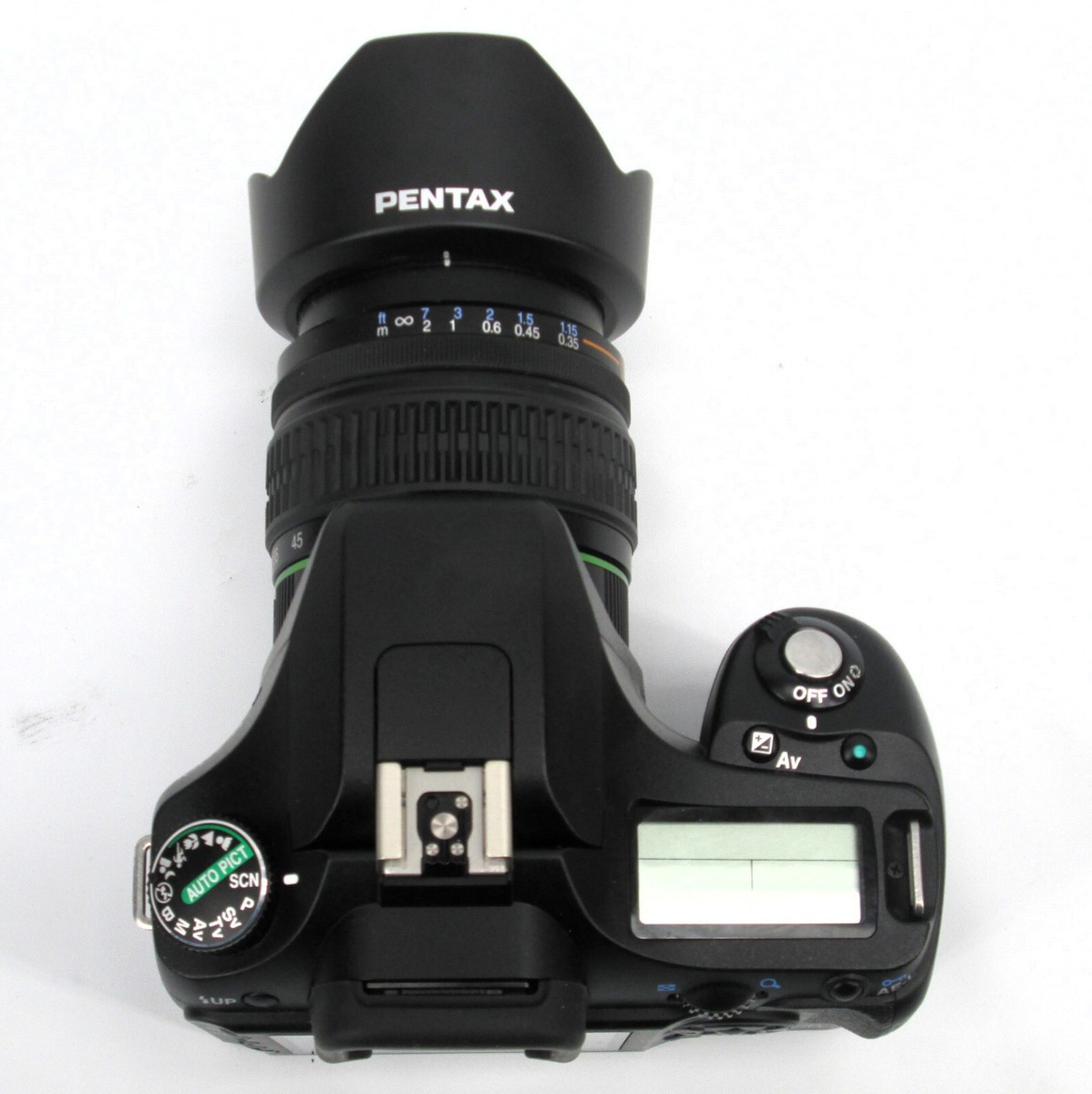 Pentax K K200D 10.2MP Digital SLR Camera w/ SMC Pentax-DA 18-55mm