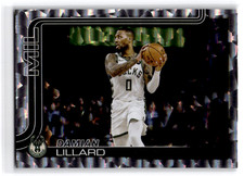 2025-26 Topps Basketball  Damian Lillard #55  Crackleboard Bucks