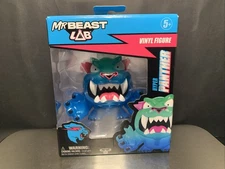 Mr Beast Lab -Hyper Panther Vinyl Figure