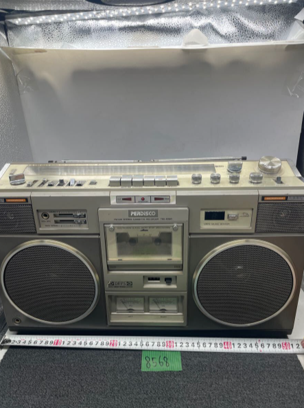 HITACHI TRK-8280 PERDISCO 1979 Boombox Radio Cassette Player