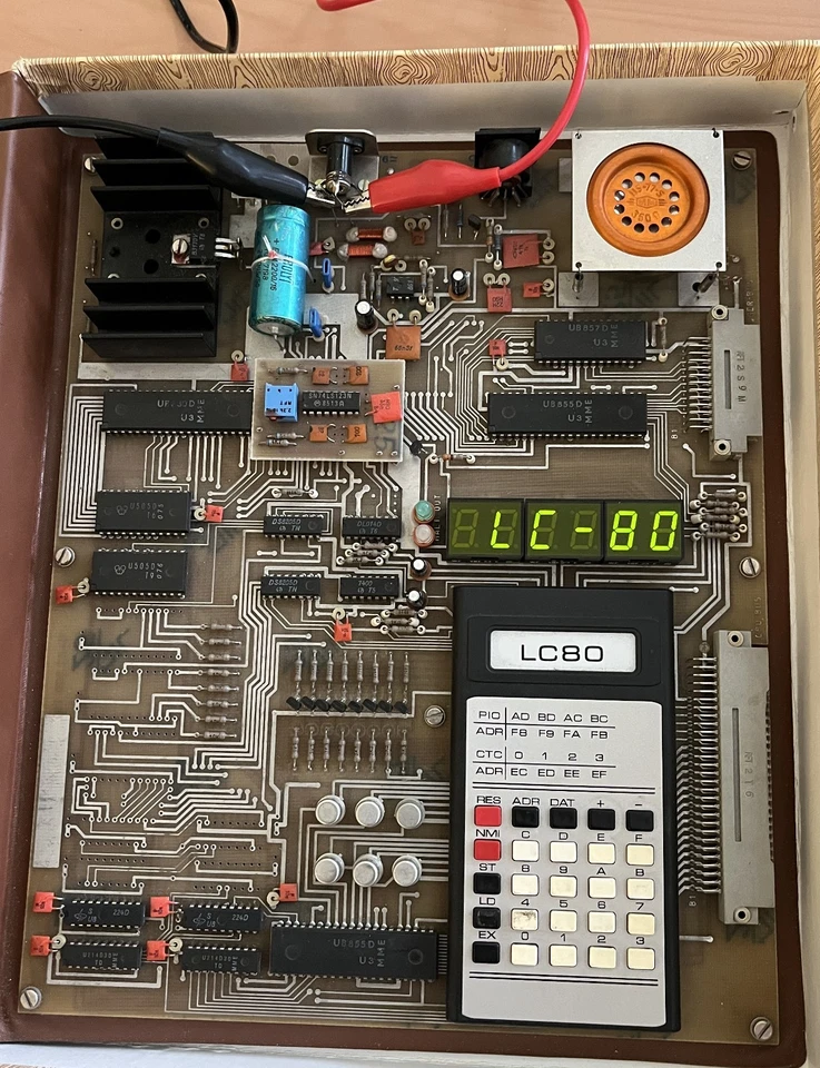 DDR Lerncomputer LC80 aus den 80er Jahren, geht noch an! - Bild 2 von 4