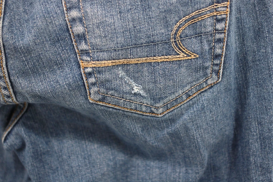 American Eagle Womens Jeans Size 10 Long Low Rise Favorite Boyfriend Y2K - Image 3 of 4