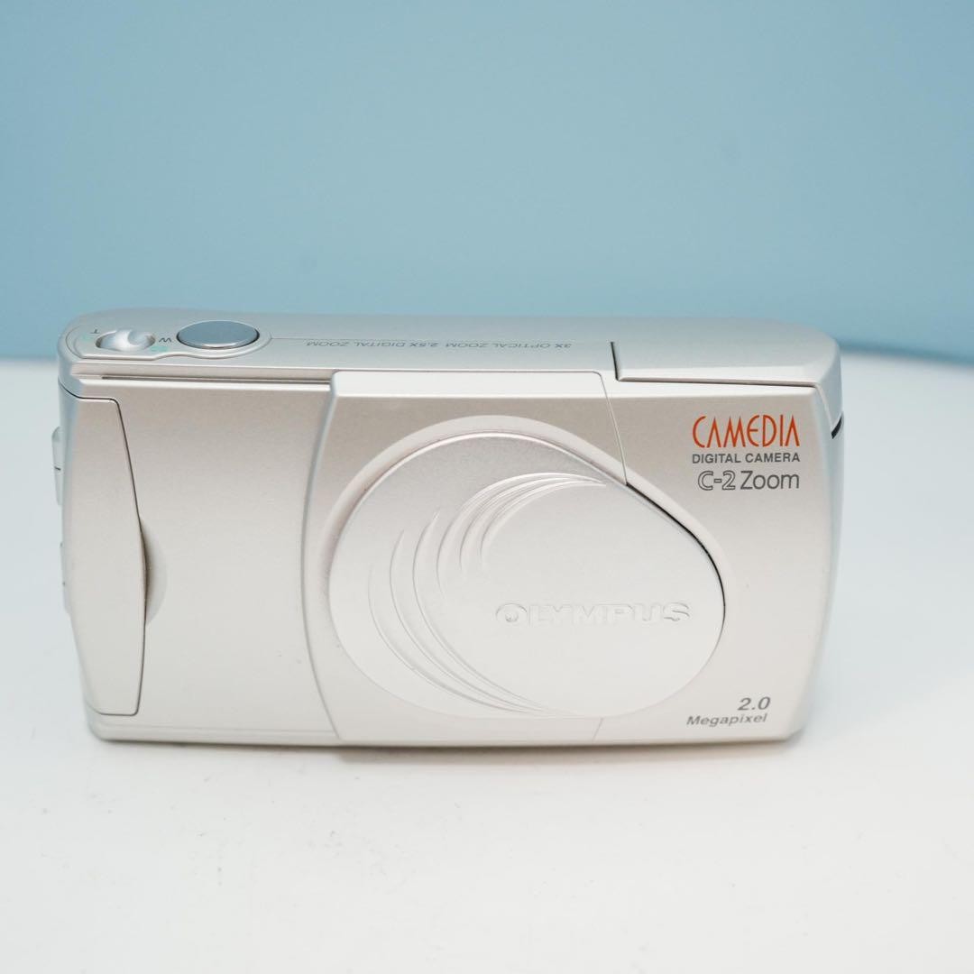 Olympus Camedia C-2 Digital Camera 2MP Compact, 3x Optical