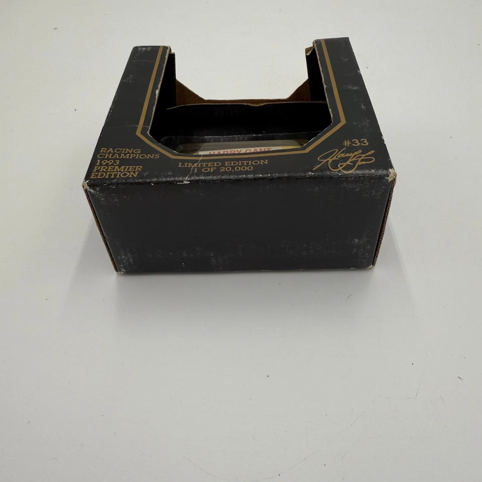 Литой автомобиль NASCAR 1993 Racing Champions Premier Edition Harry Gant33 масштаб 1:64 - Изображение 4 из 4